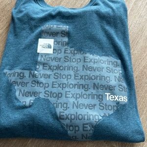 Long Sleeve North Face t-shirt - Adult Medium